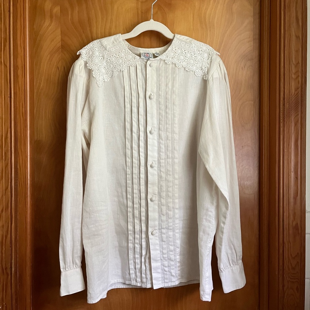 Vintage Cream Blouse - Picture 5 of 5